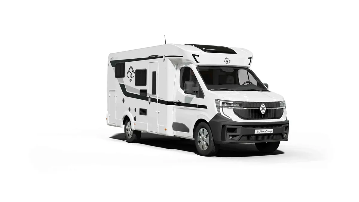 Ahorn Camp T 690, vista tres cuartos delantera (foto oficial)