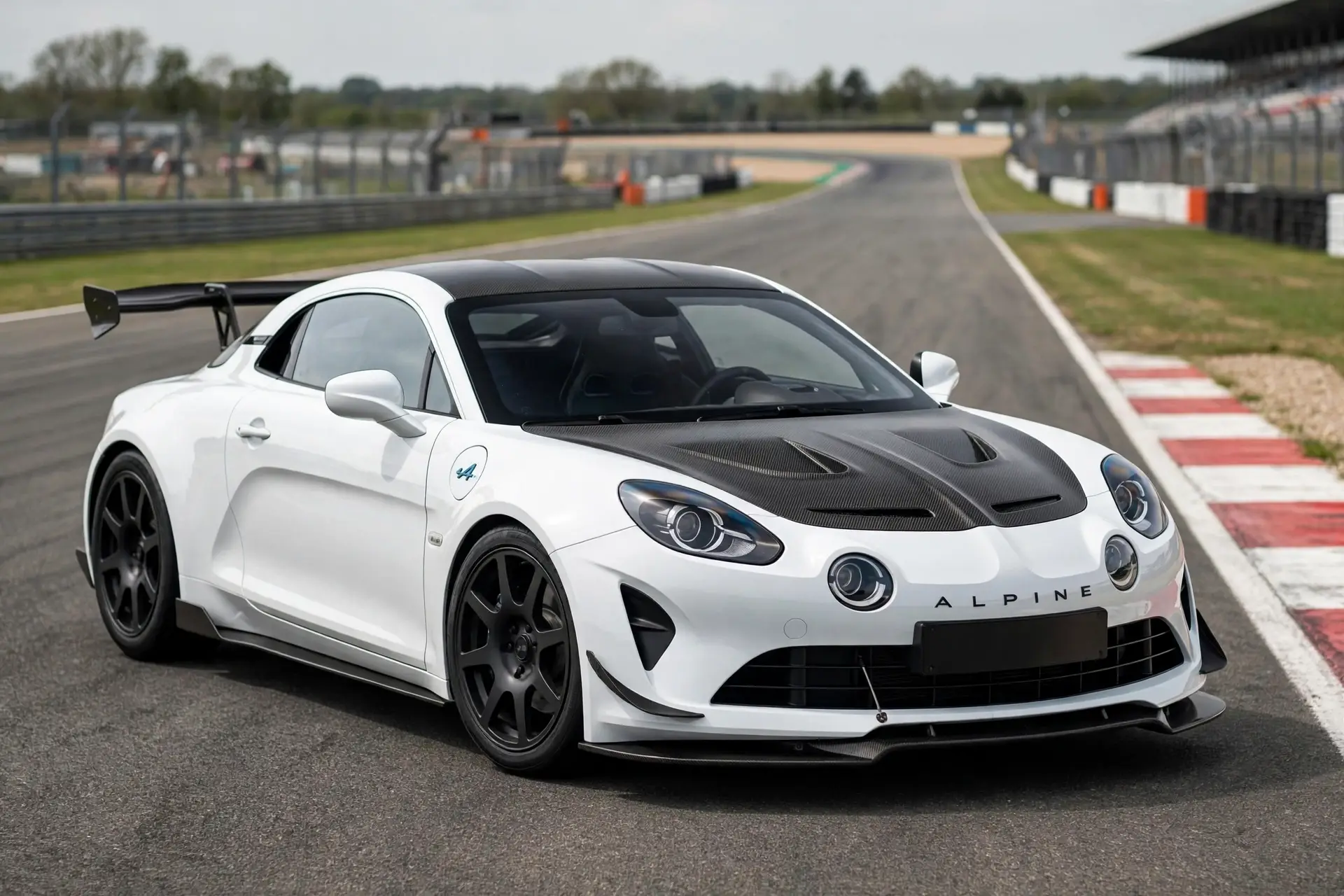 Interior oficial del Alpine A110 GTS