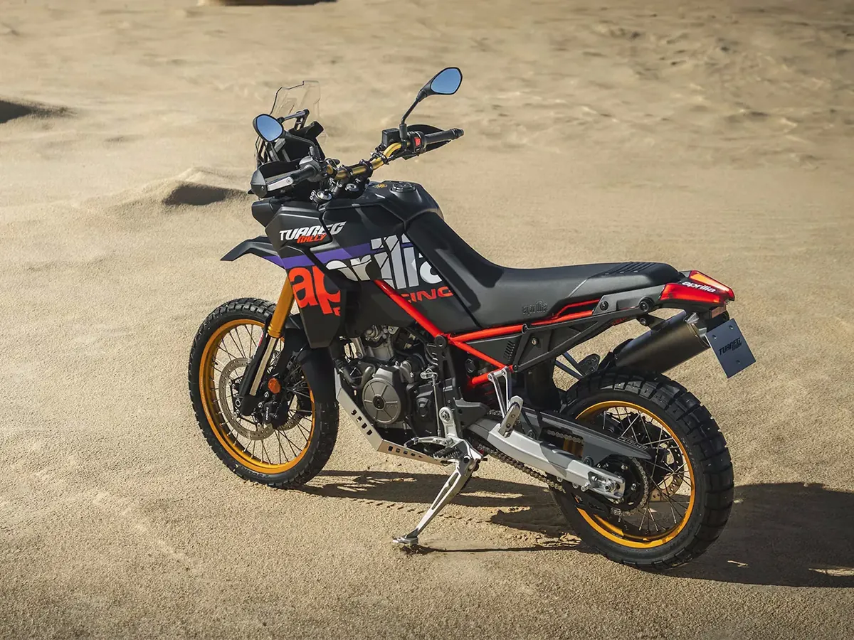 Aprilia Tuareg 660 Rally 2026, vista lateral