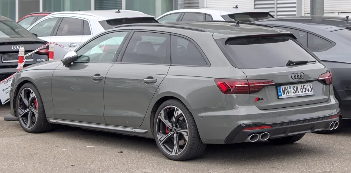 Audi S4 Avant
