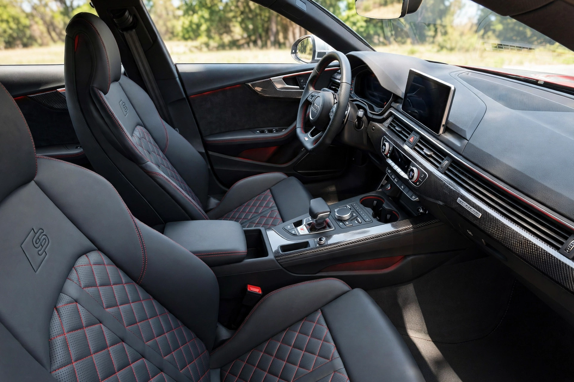 Interior oficial del Audi S5