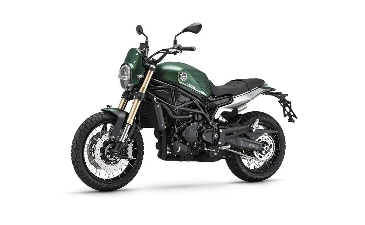 Benelli Leoncino 800 Trail 2026, vista lateral