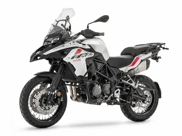 Benelli TRK 502 X 2026, vista lateral