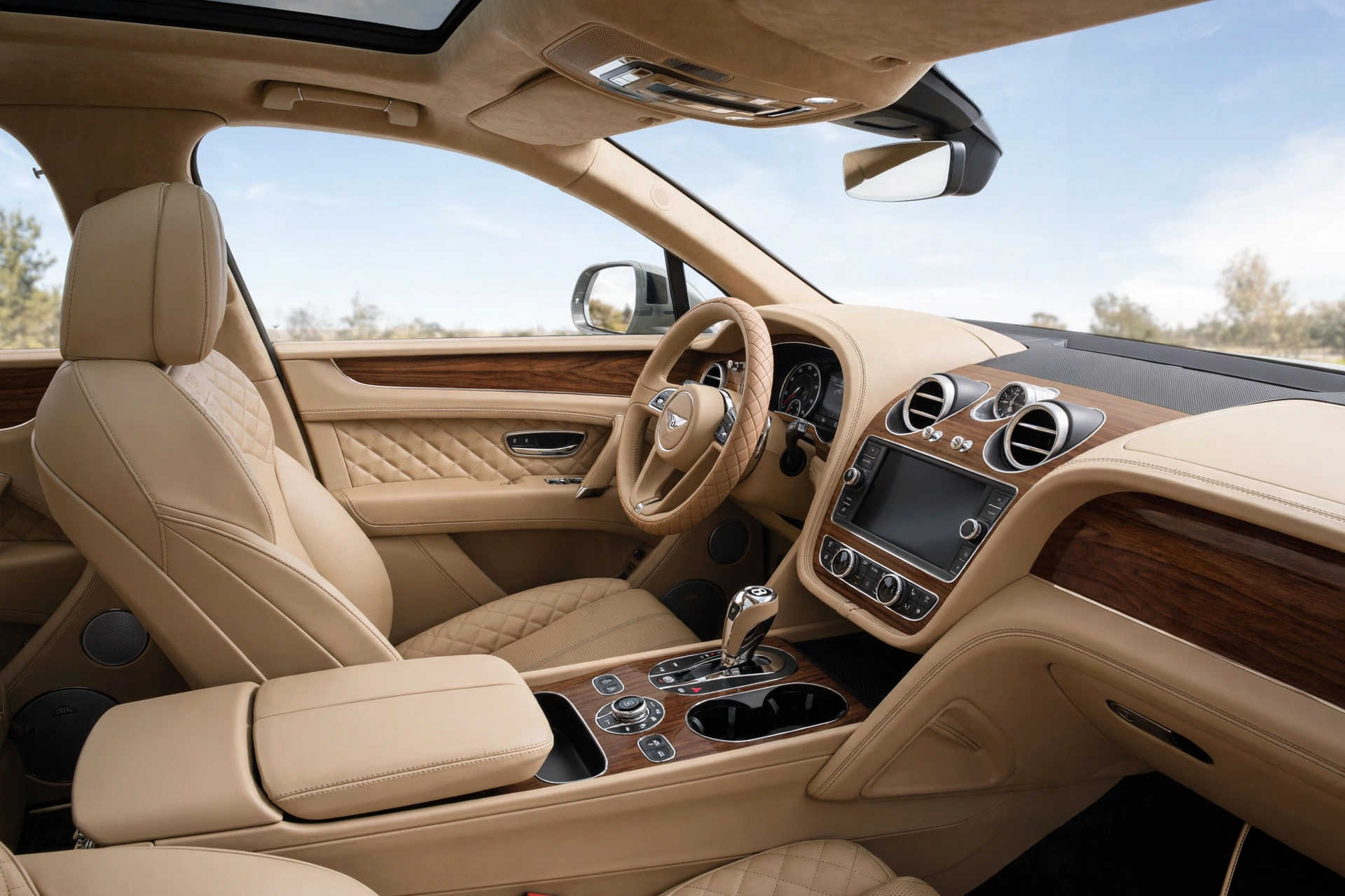 Interior oficial del Bentley Bentayga
