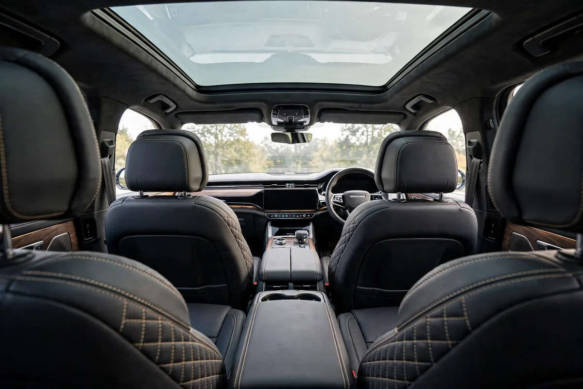 Interior del Bentley Bentayga S