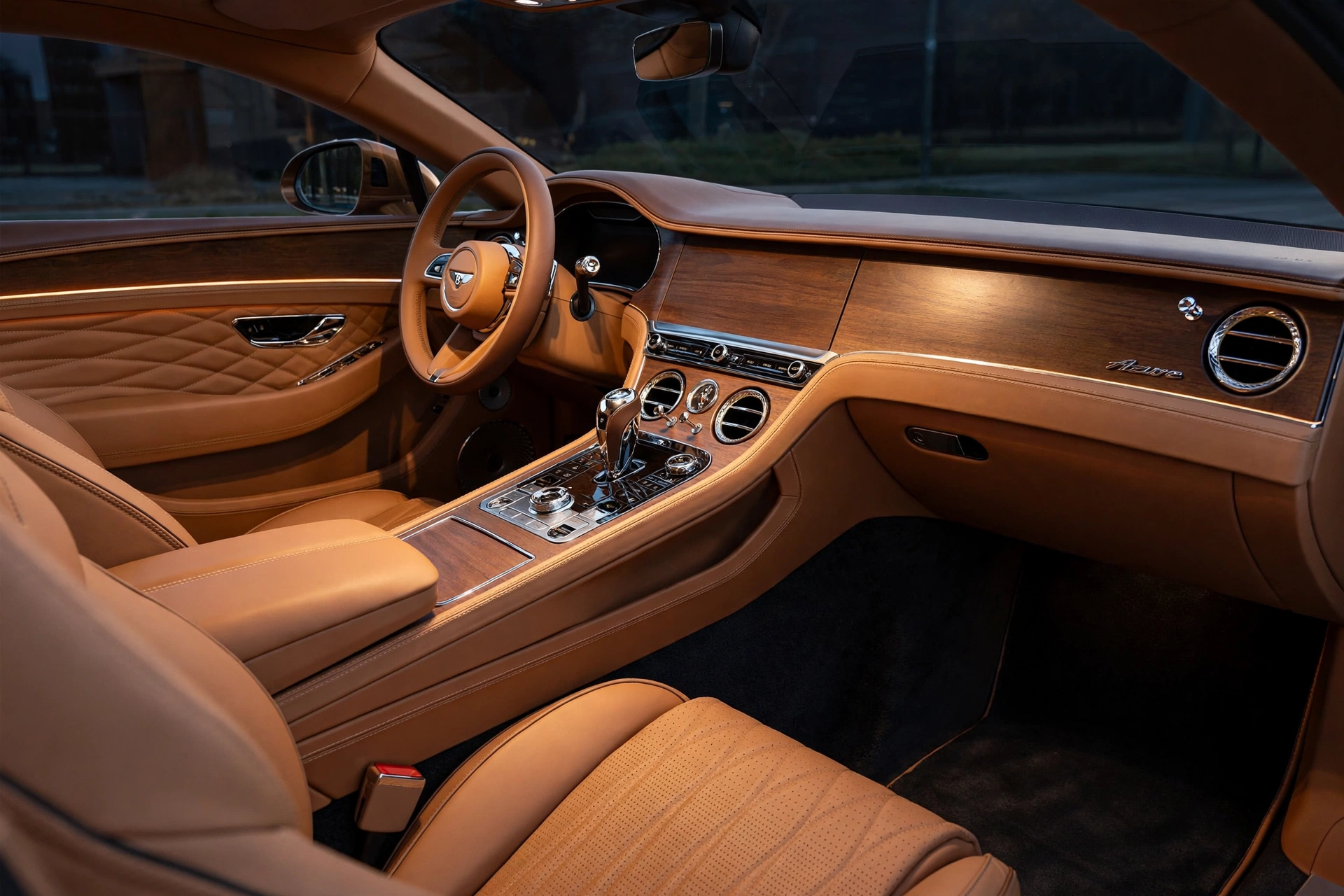 Interior oficial del Bentley Continental GT