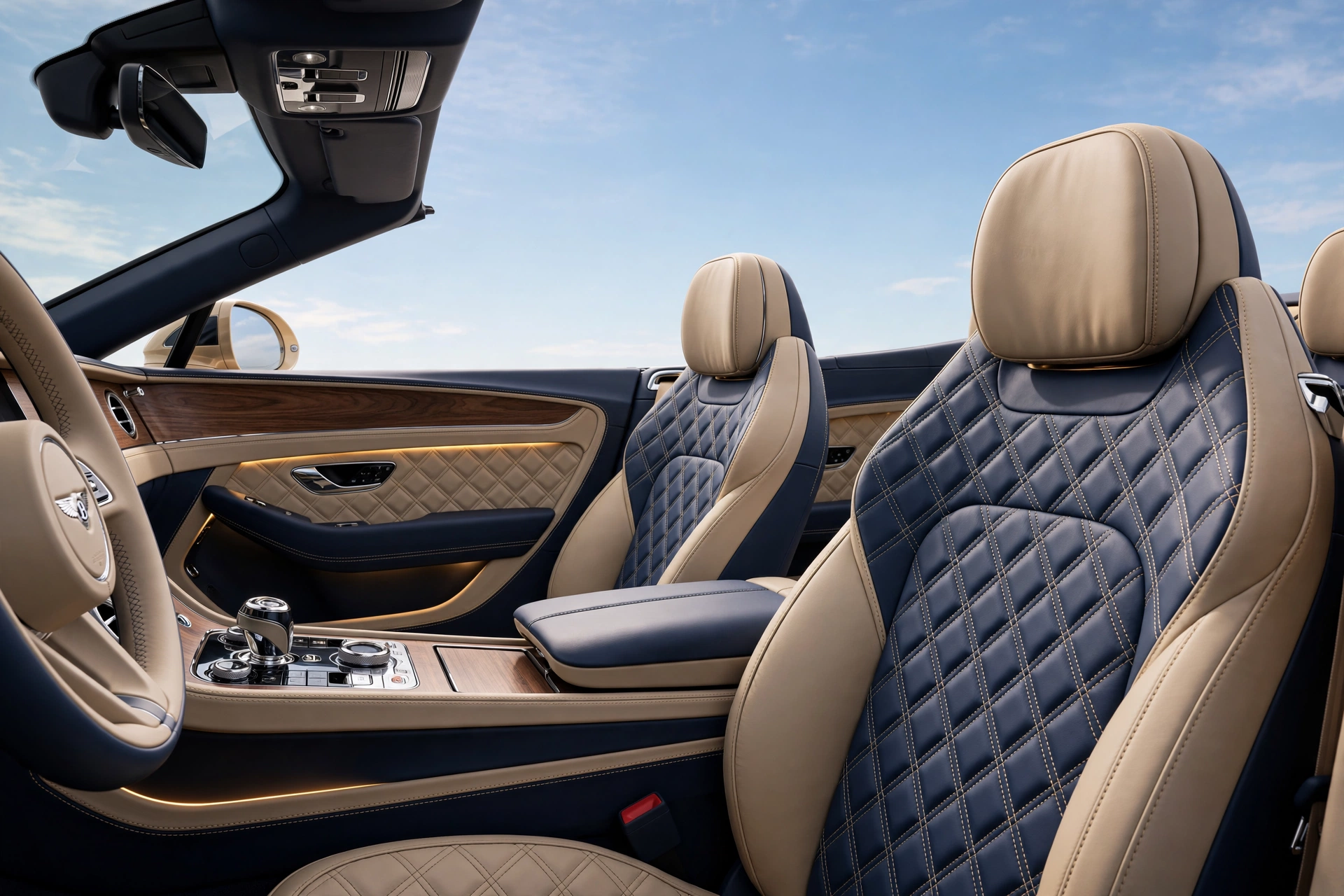 Interior oficial del Bentley Continental GTC Mulliner
