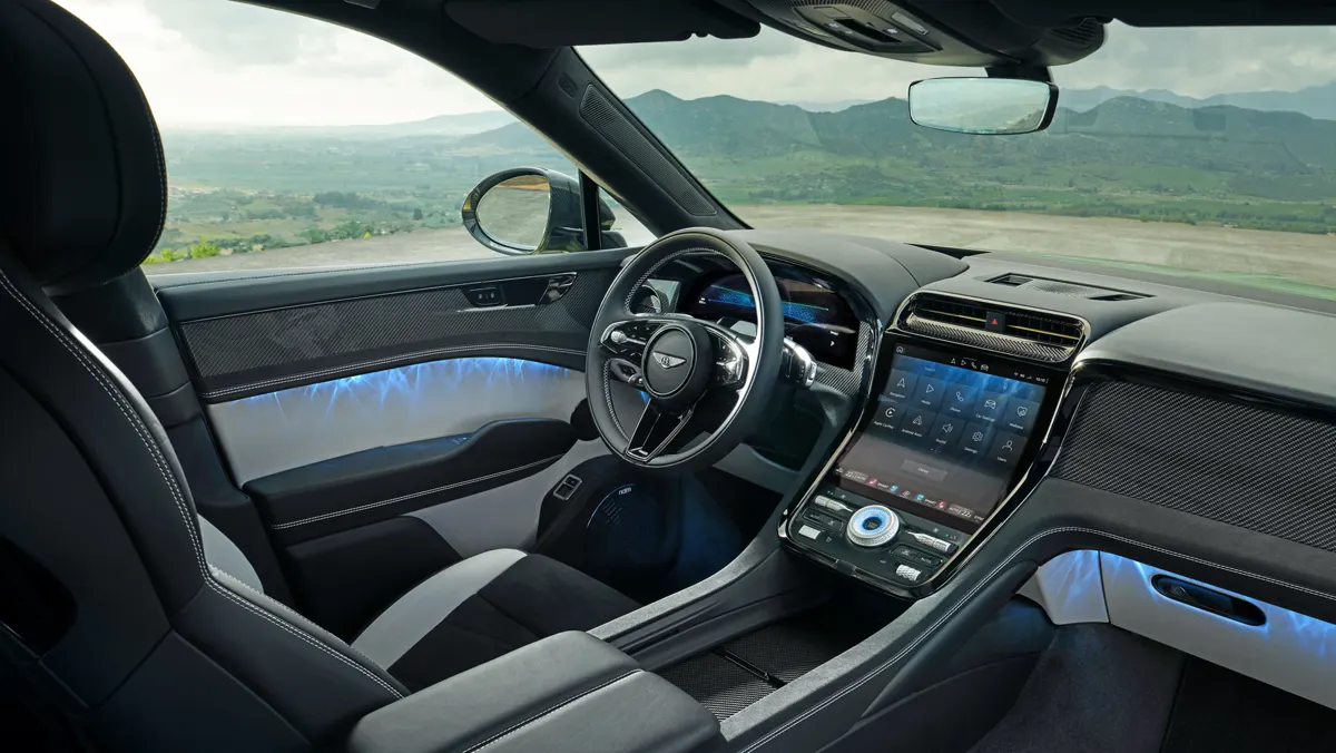 Interior oficial del Bentley Torcal First Edition 2026