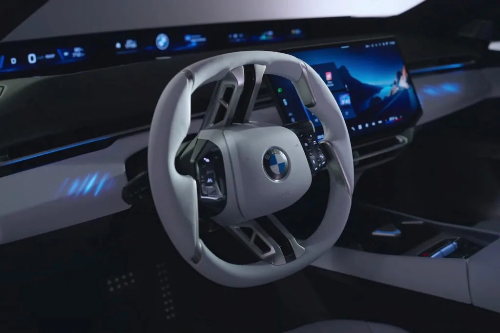BMW i3 50 xDrive, vista frontal de la nueva berlina eléctrica