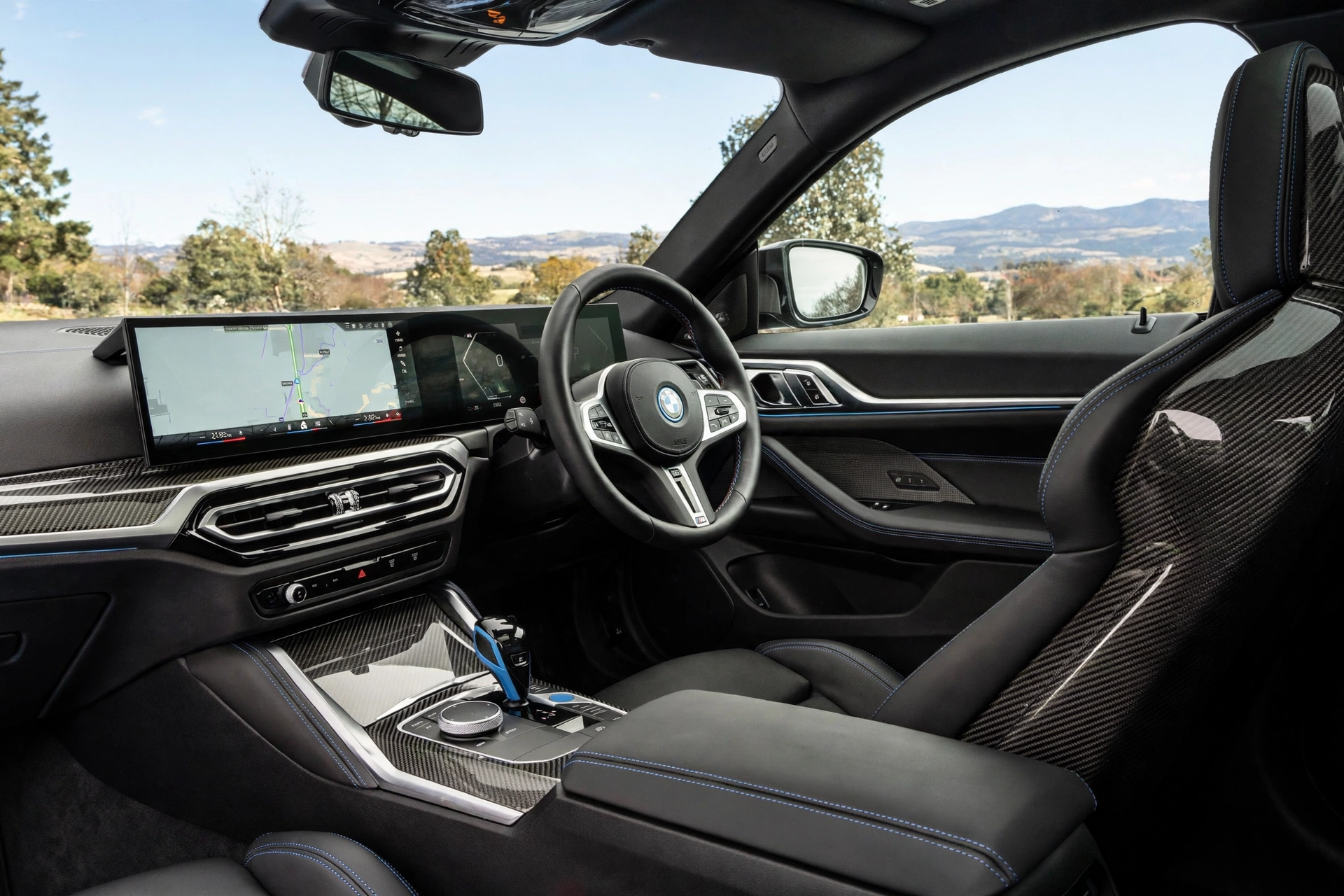 Interior oficial del BMW i4 M50 xDrive