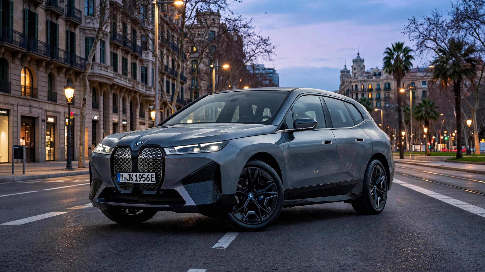 BMW iX xDrive60 en una avenida de Barcelona al atardecer