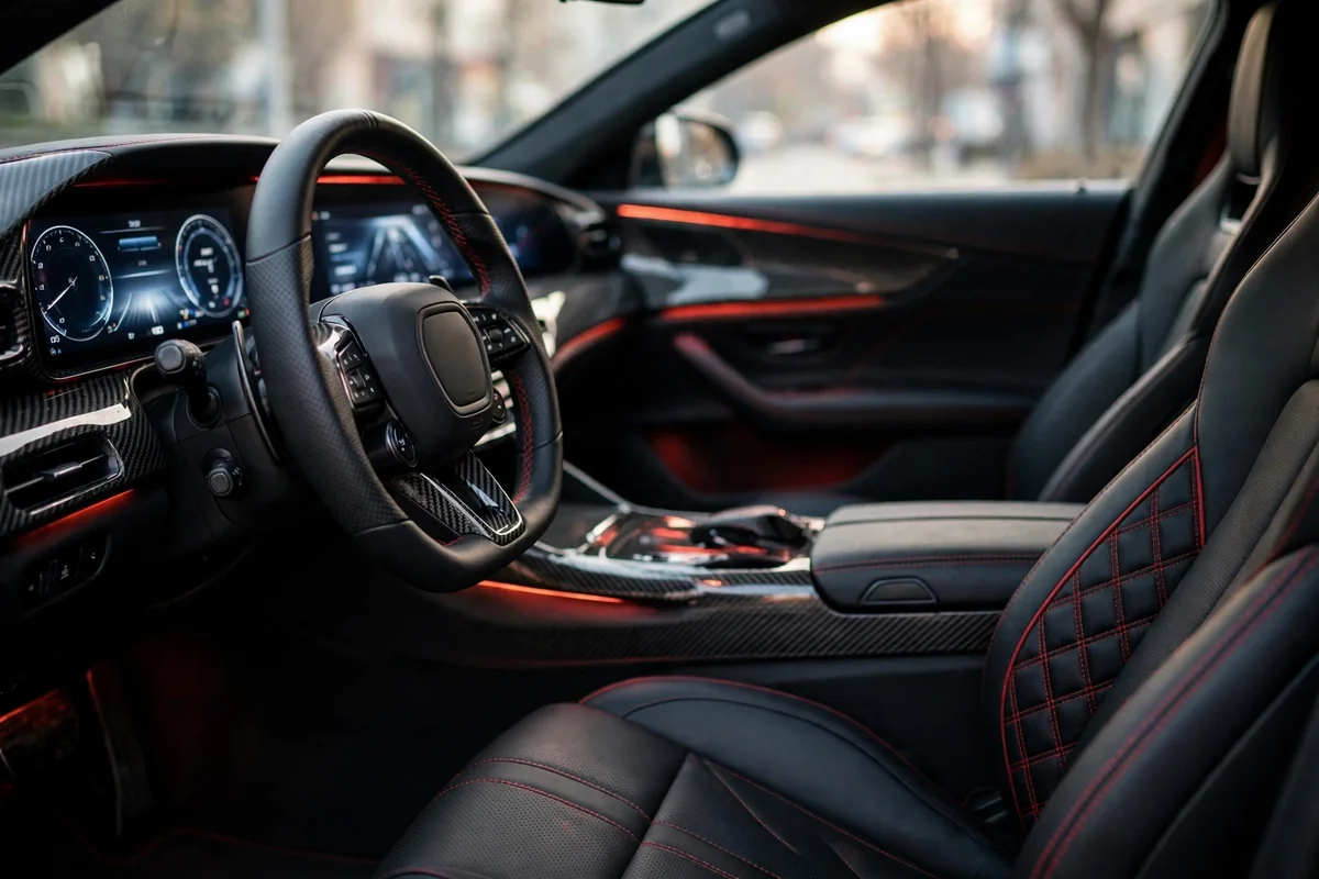 Interior oficial del BMW M5 Berlina