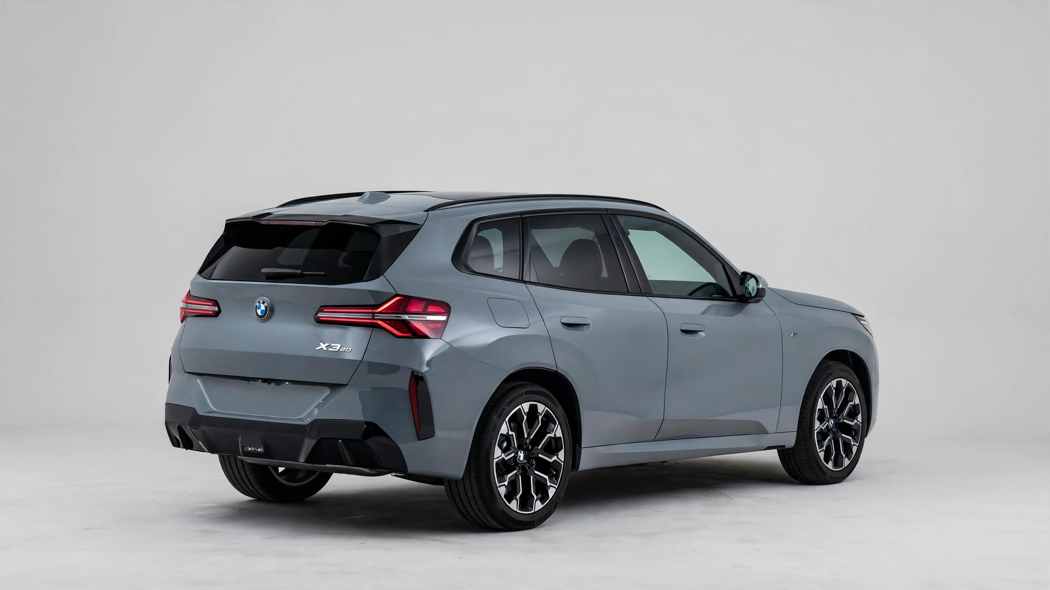 BMW X3 20 xDrive, vista tres cuartos trasera