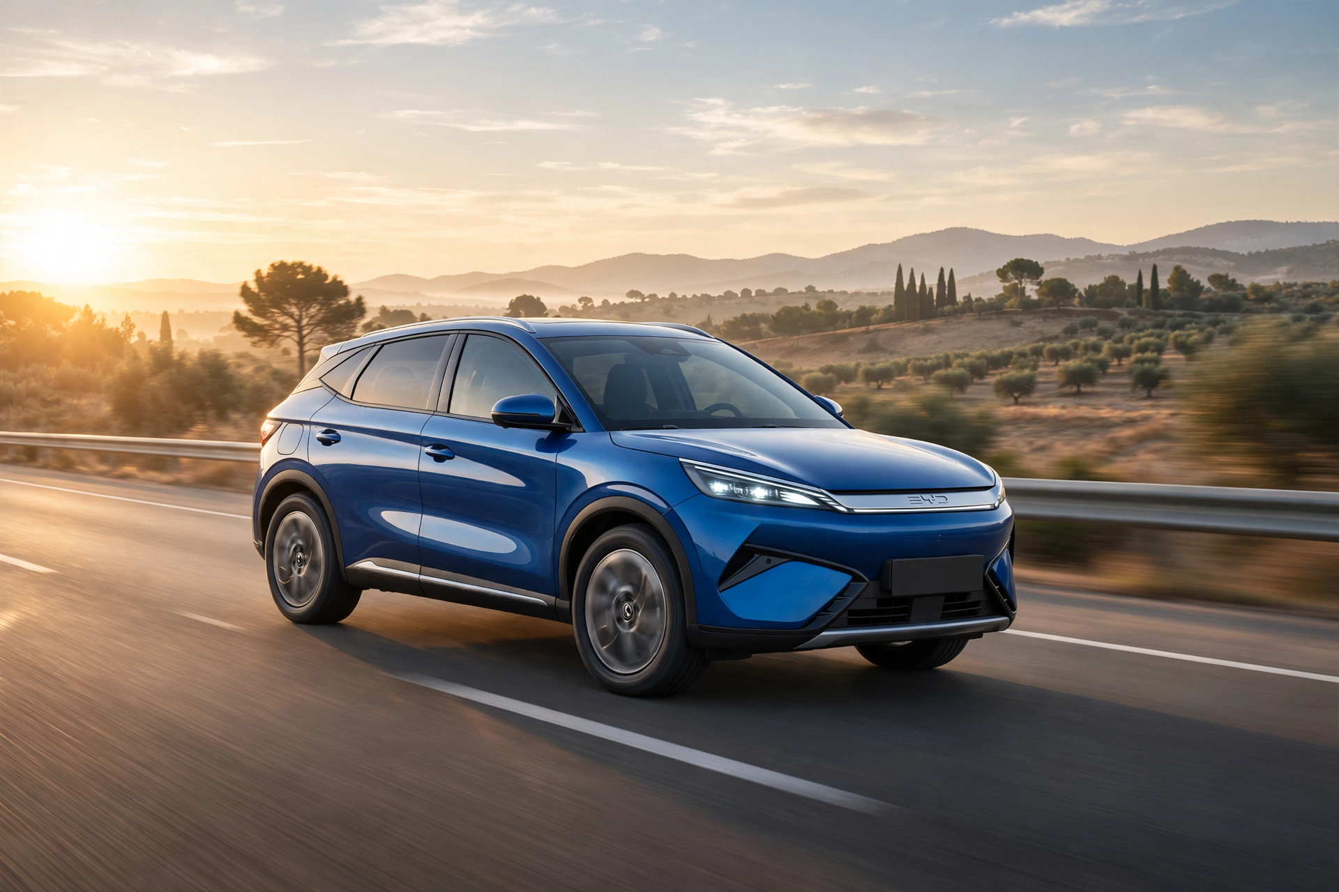 BYD Atto 3 EVO, tres cuartos delantero en ciudad