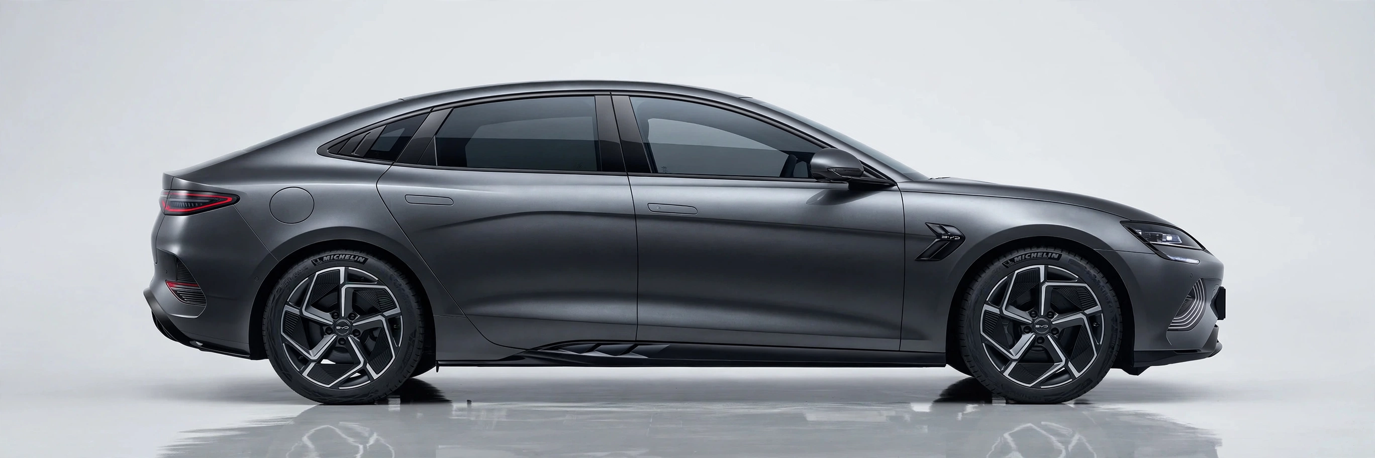 BYD Seal Design, vista lateral panorámica