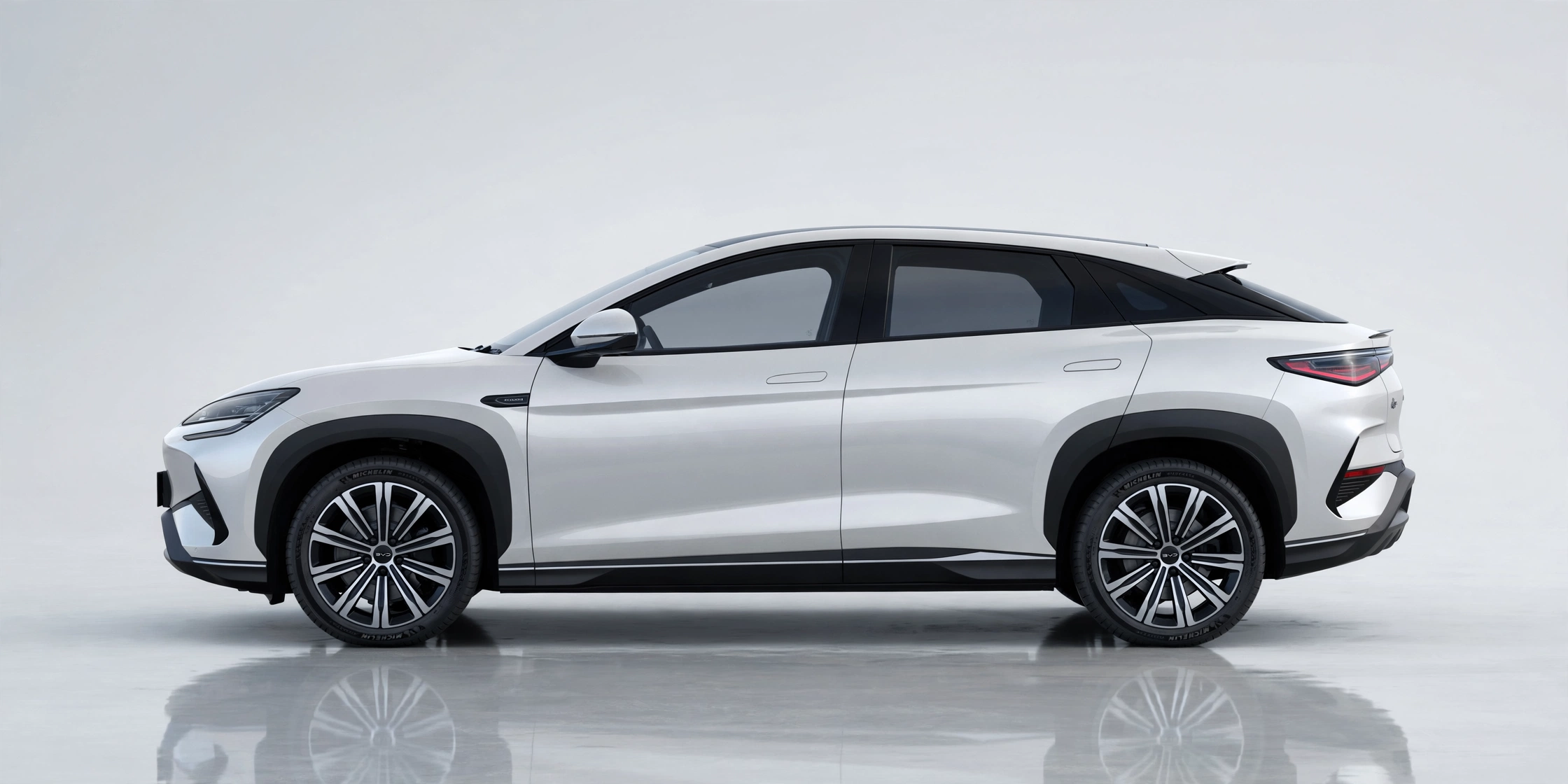 BYD Sealion 7