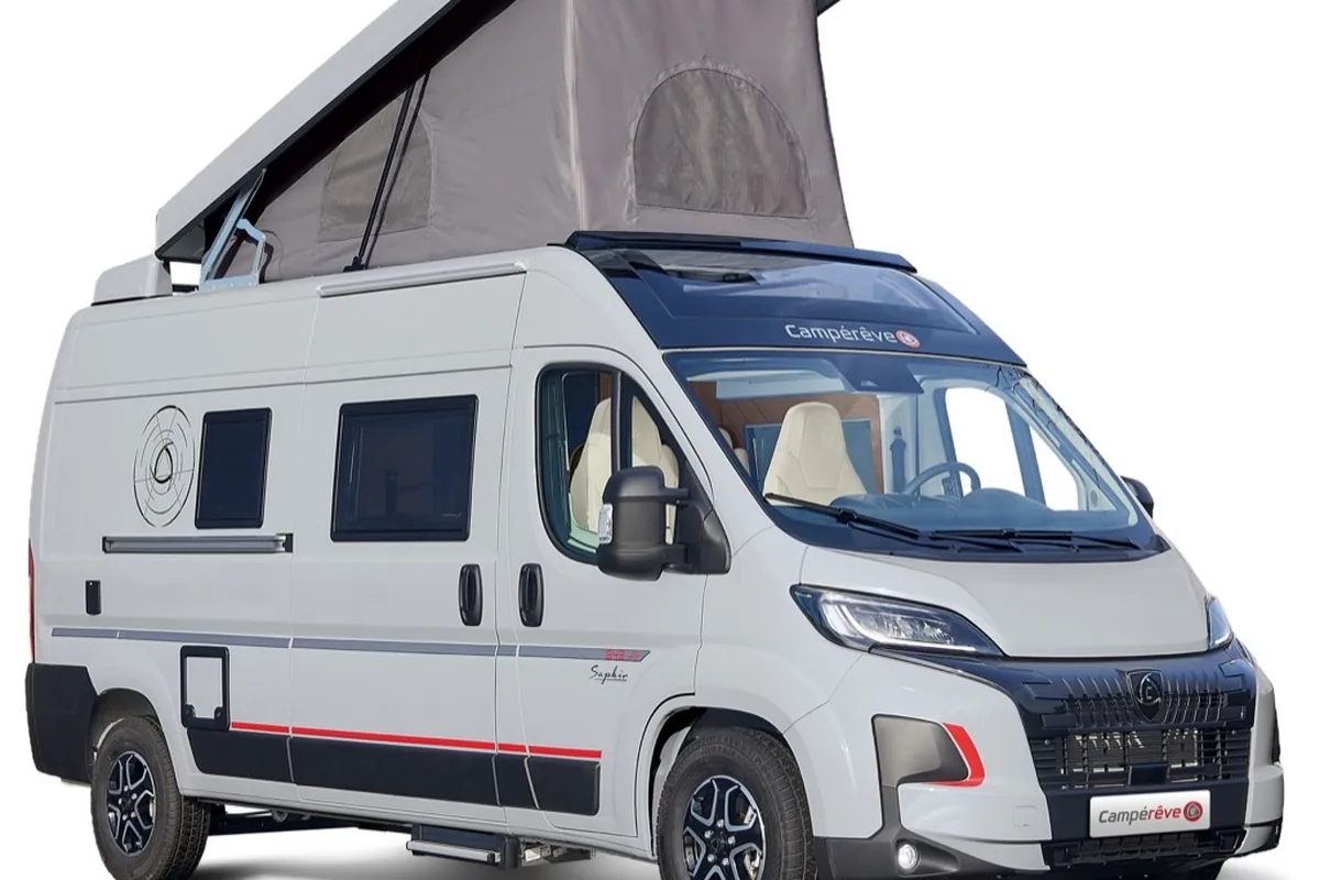 Campérêve Magellan 643 Air Saphir 2026, furgón camper de 5,99 m en vista exterior