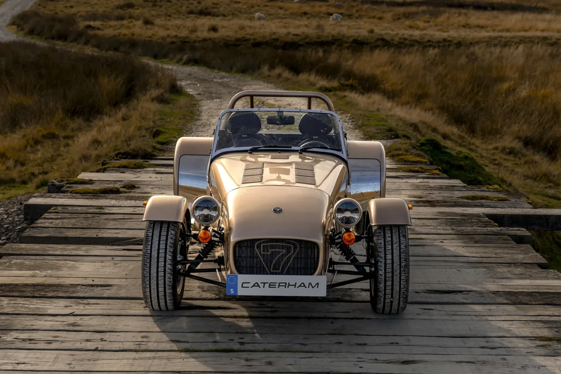Caterham Seven 340 2025, vista lateral