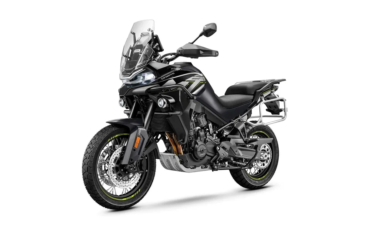 Foto oficial de la CFMoto 800MT Explore