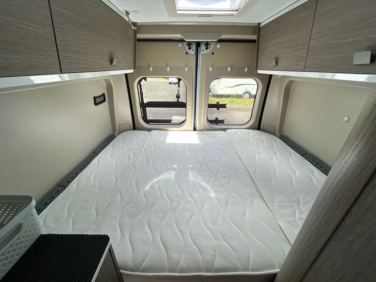 Cama trasera del Challenger V114 Start Edition