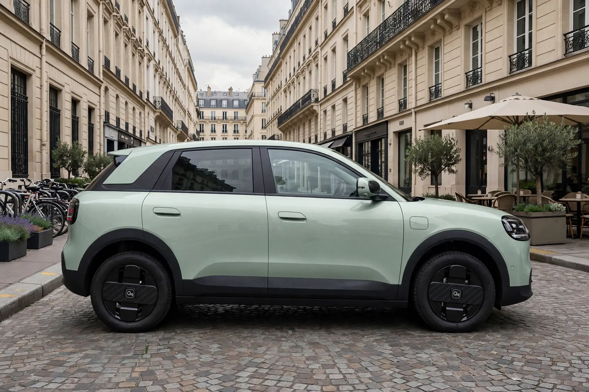 Chery Q eléctrico, vista lateral