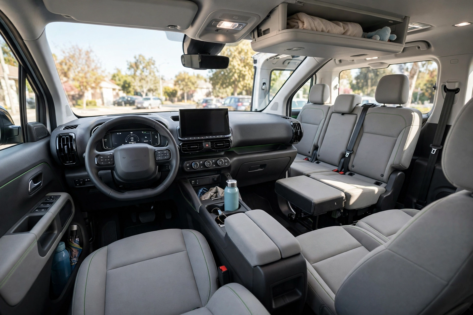 Interior oficial del Citroën Berlingo BlueHDi 130