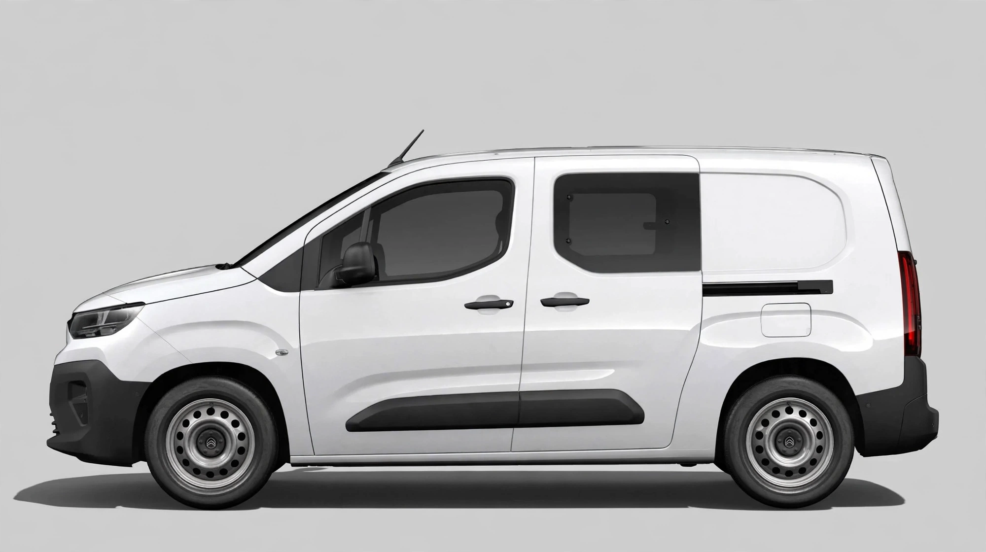 Citroën Berlingo BlueHDi 130, vista lateral