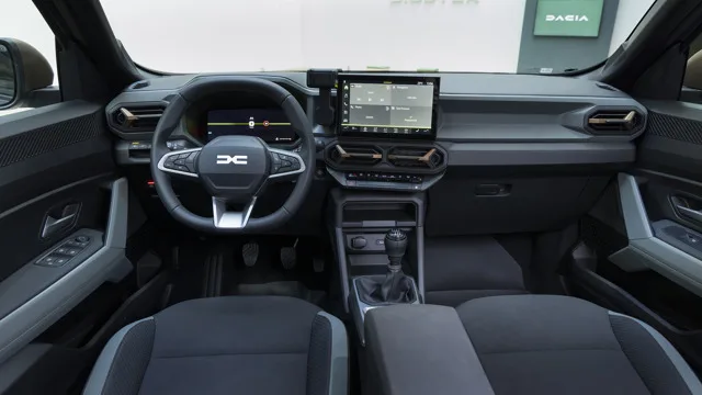 Interior oficial del Dacia Bigster Hybrid 155