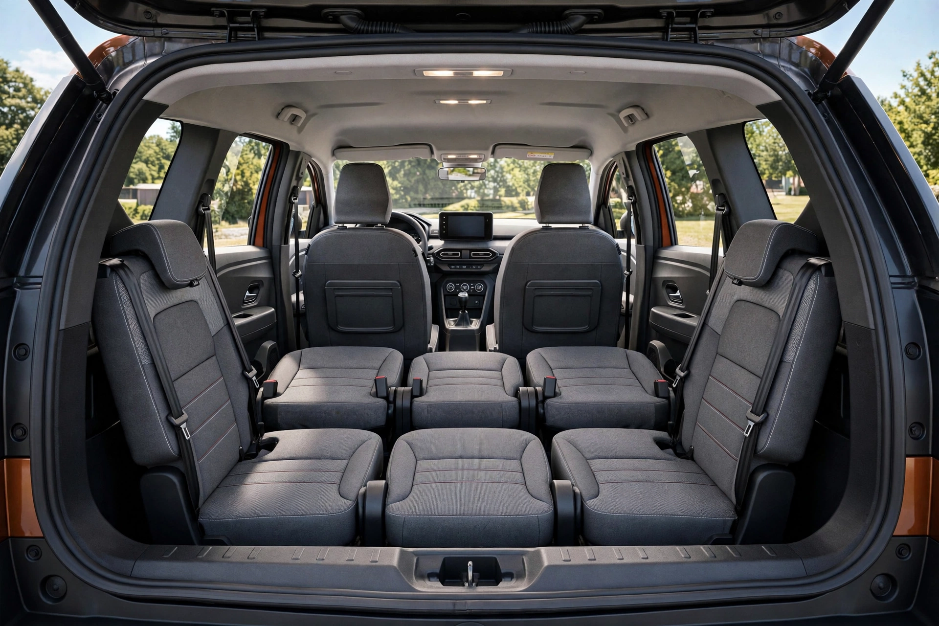 Interior oficial del Dacia Jogger TCe 110 7 plazas