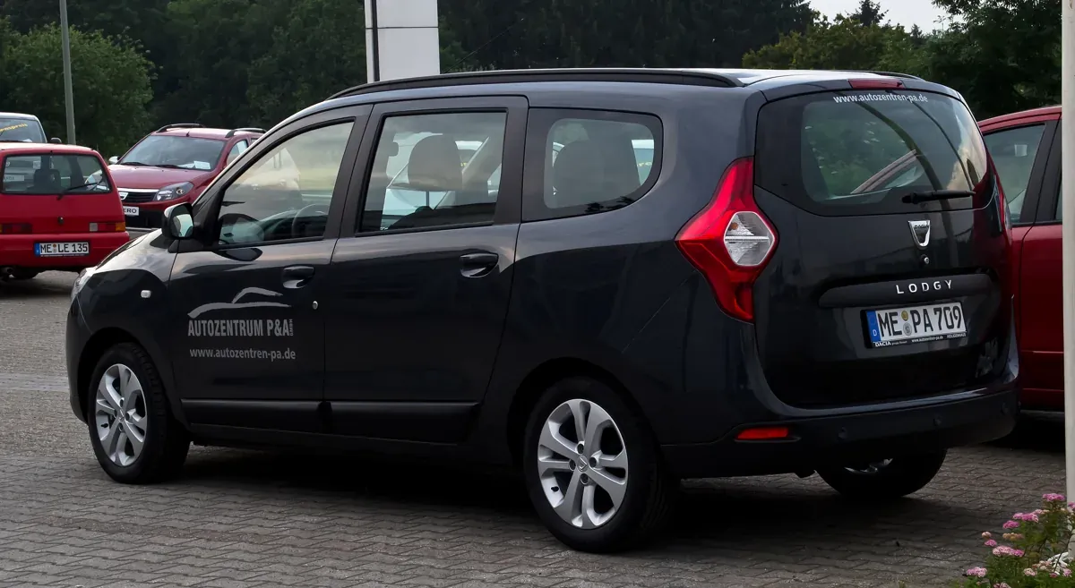 Dacia Lodgy — detalle