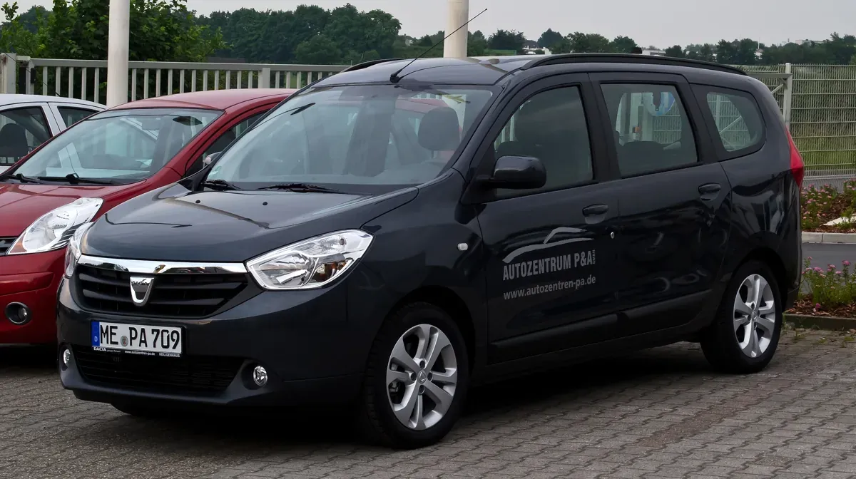 Dacia Lodgy — vista exterior