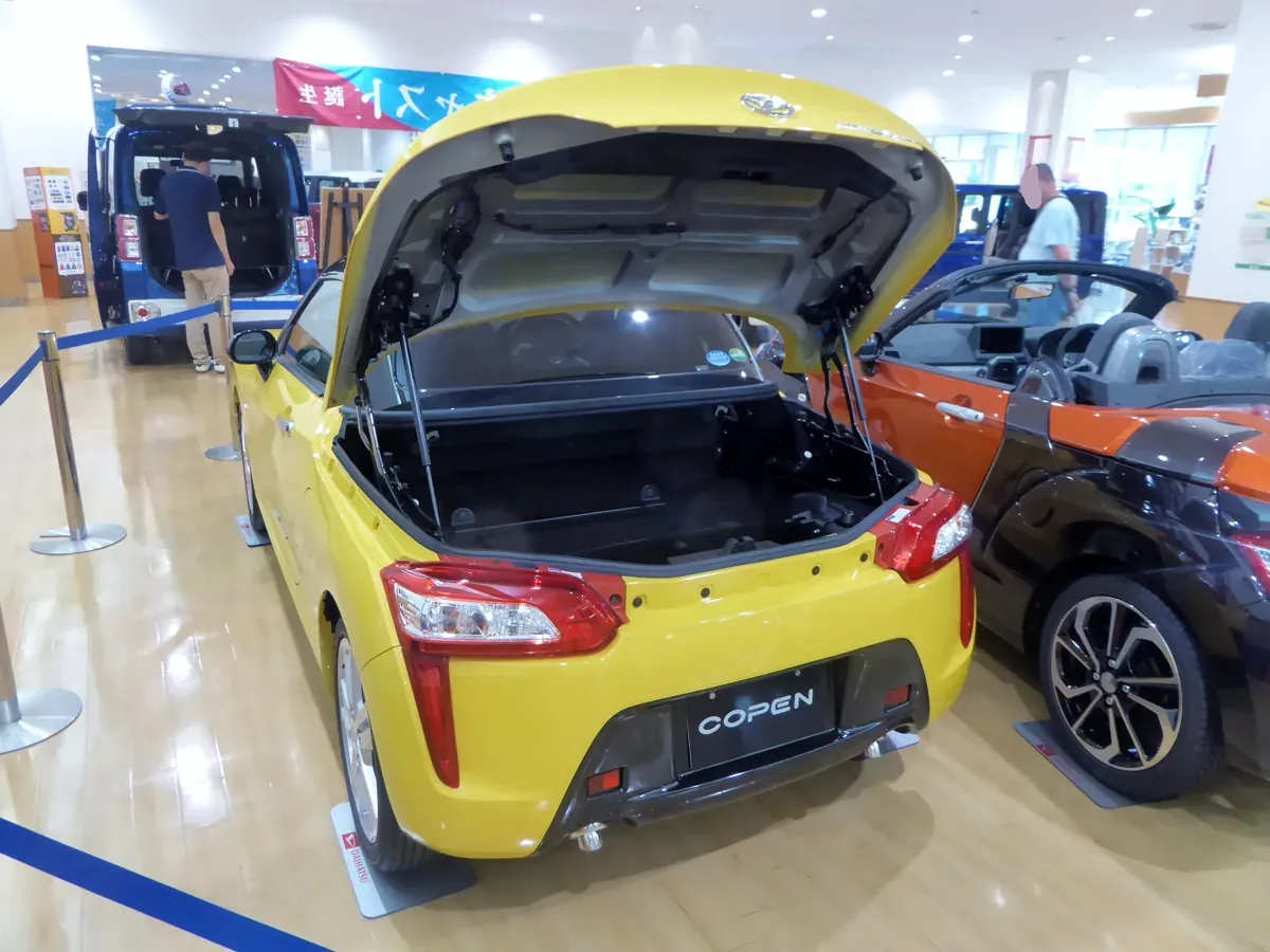 Daihatsu Copen — detalle