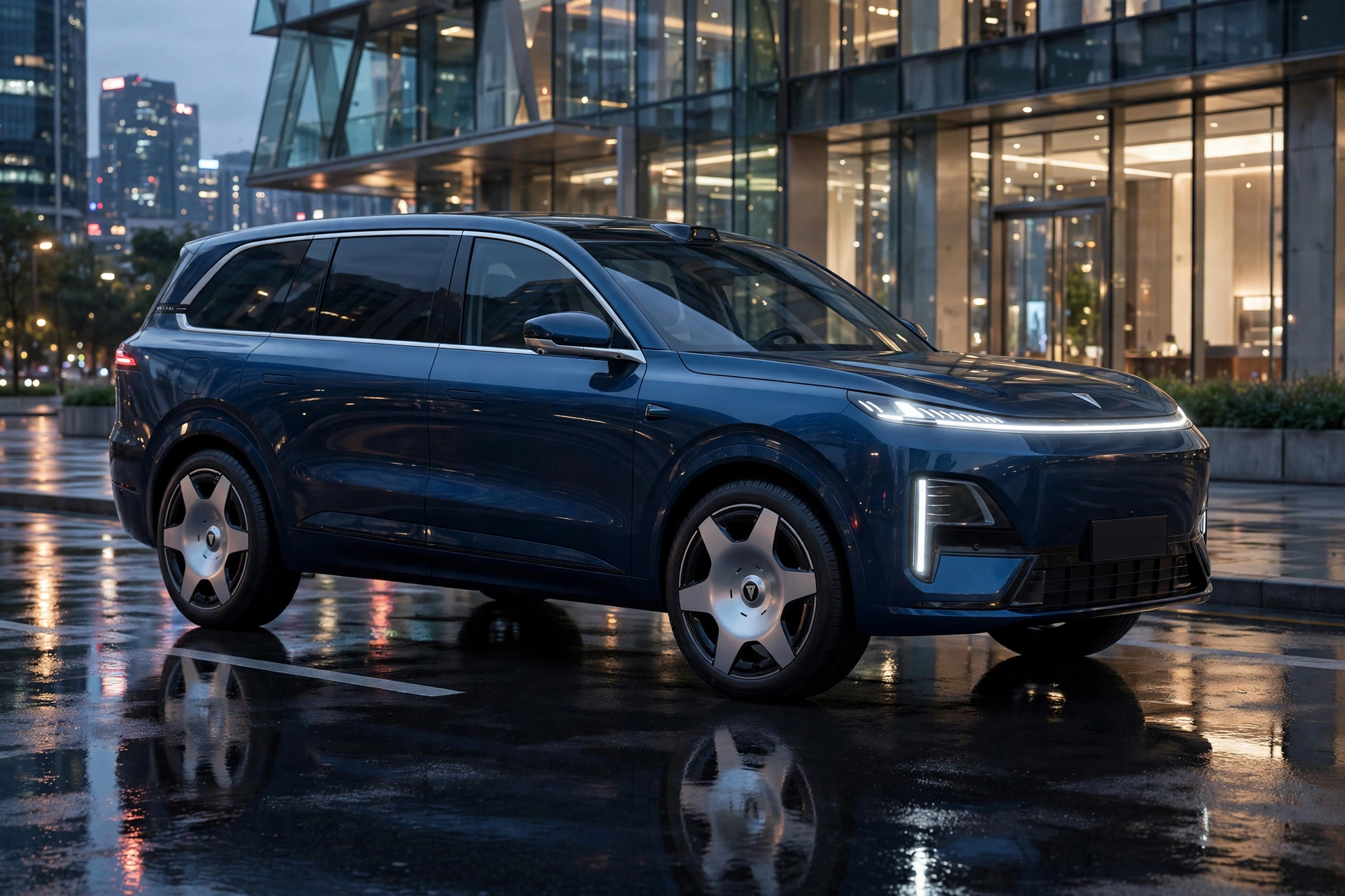SUV Deepal S09 de Changan, grande y lujoso, en una ciudad moderna al atardecer