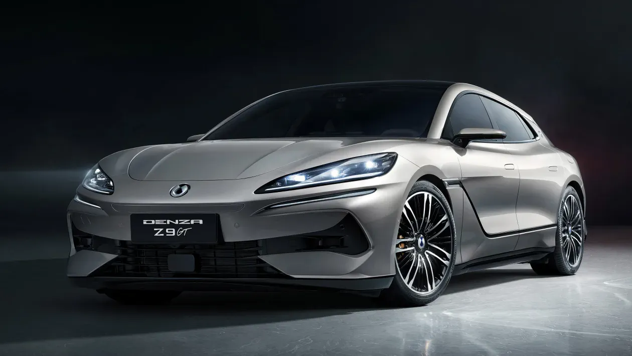 Denza Z9 GT plateado, shooting brake eléctrico