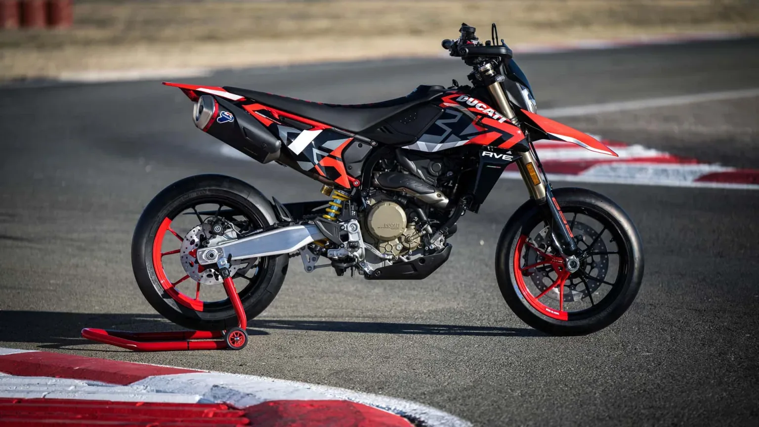 Ducati Hypermotard 698 Mono RVE