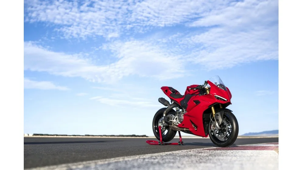 Ducati Panigale V2 S 2025, detalle