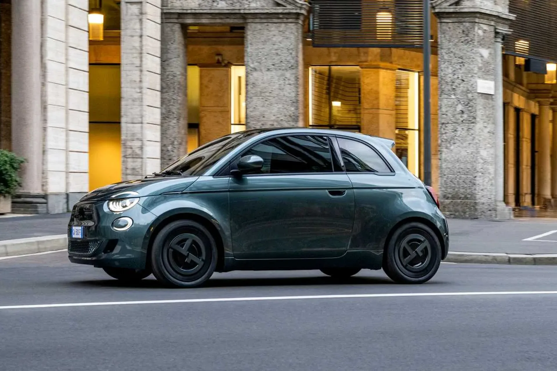 Fiat 500e Giorgio Armani