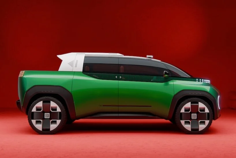 FIAT Multiplay en modo pick-up, perfil con caja trasera abierta y módulo Metamorfosi deslizado