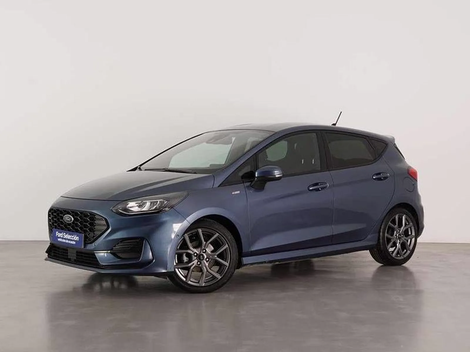 Interior del Ford Fiesta ST-Line con pantalla SYNC