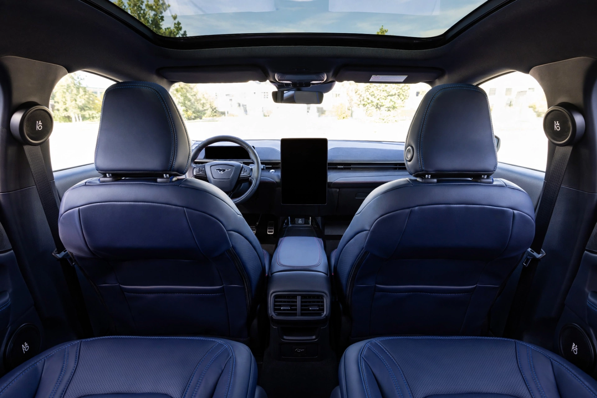 Interior oficial del Ford Mustang Mach-E Rango Extendido