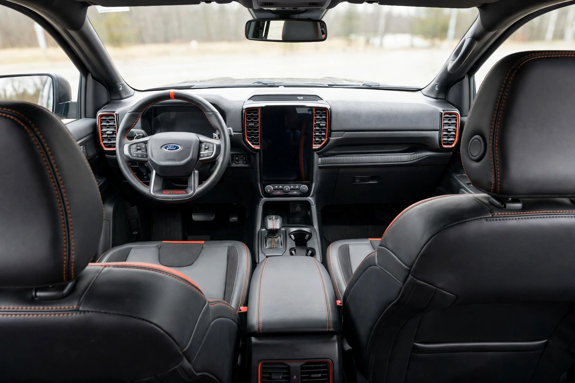 Interior oficial del Ford Ranger Raptor
