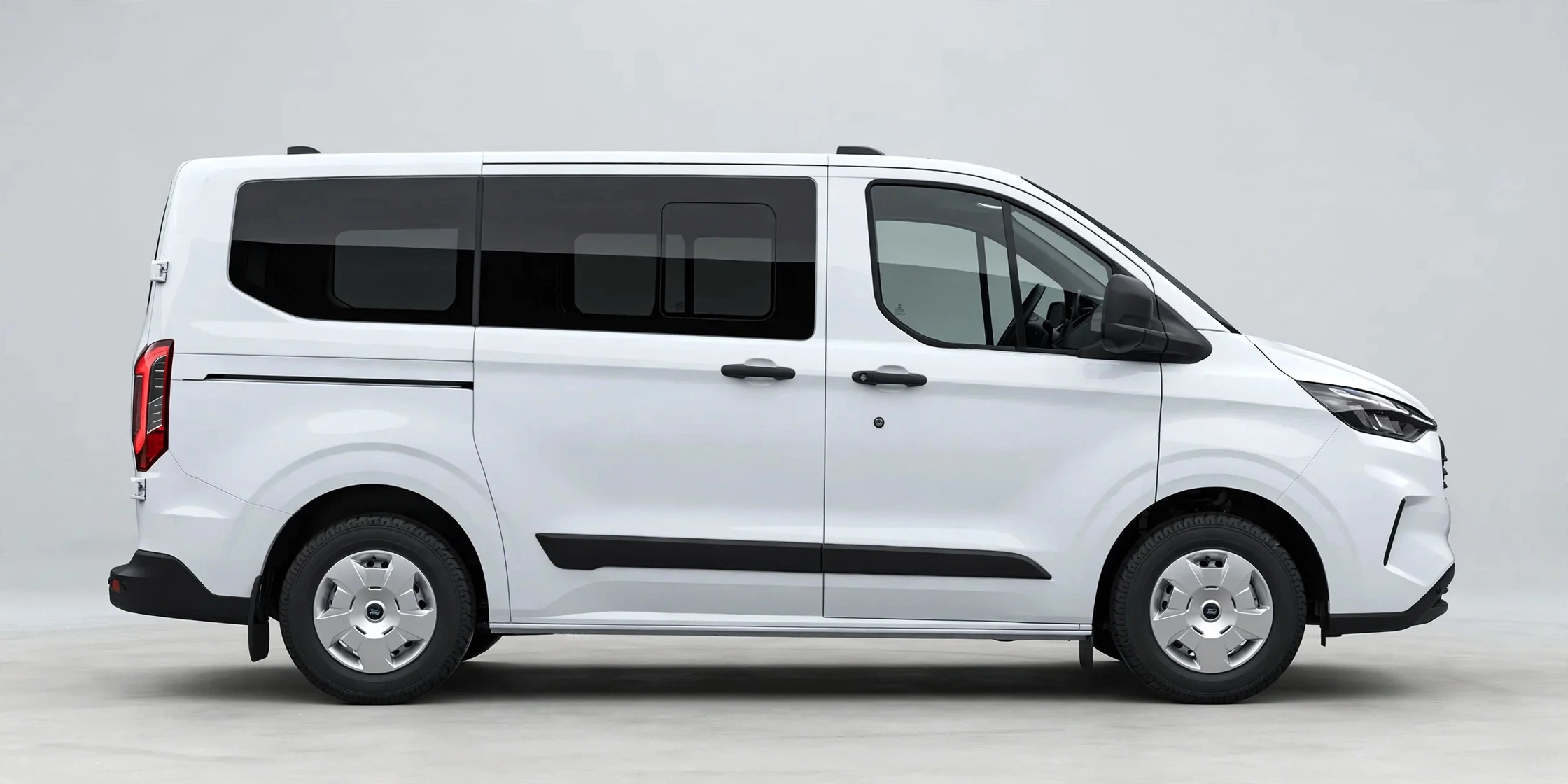 Ford Transit Custom, lateral
