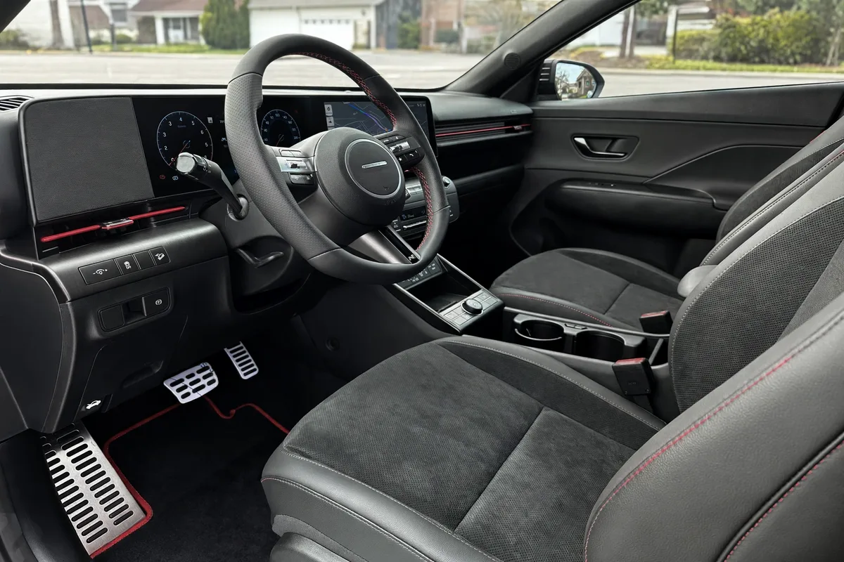 Interior oficial del Hyundai Kona 1.6 TGDi