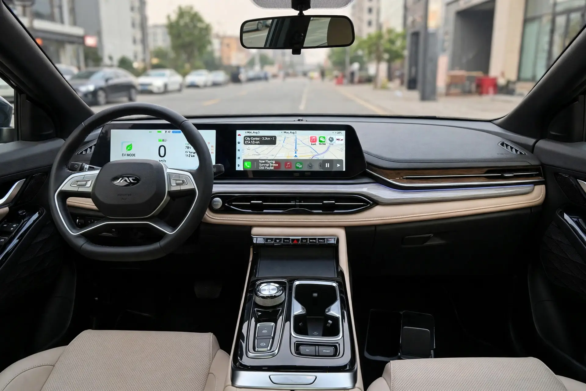 Interior oficial del JAC QX PHEV