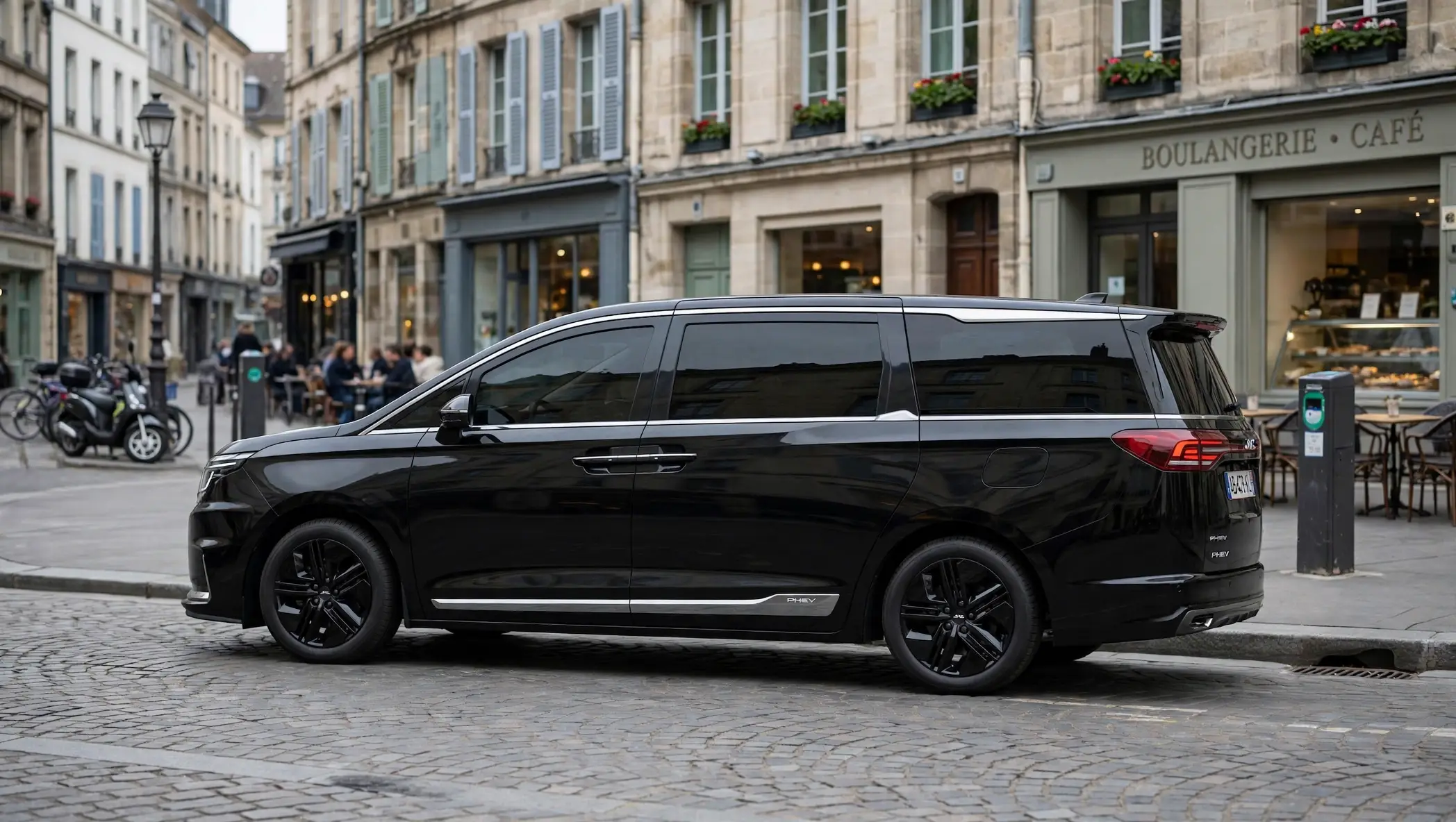 JAC RF8 PHEV