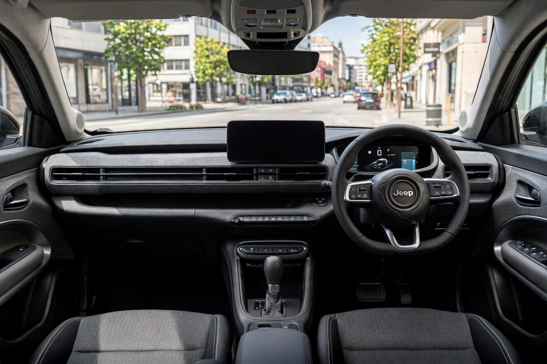 Interior oficial del Jeep Avenger e-Hybrid 110