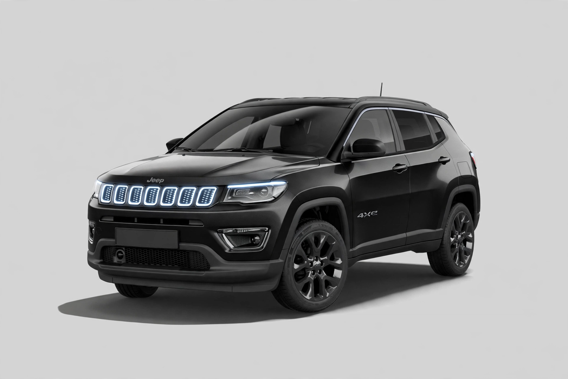 Jeep Compass 4xe eléctrico 375, vista tres cuartos