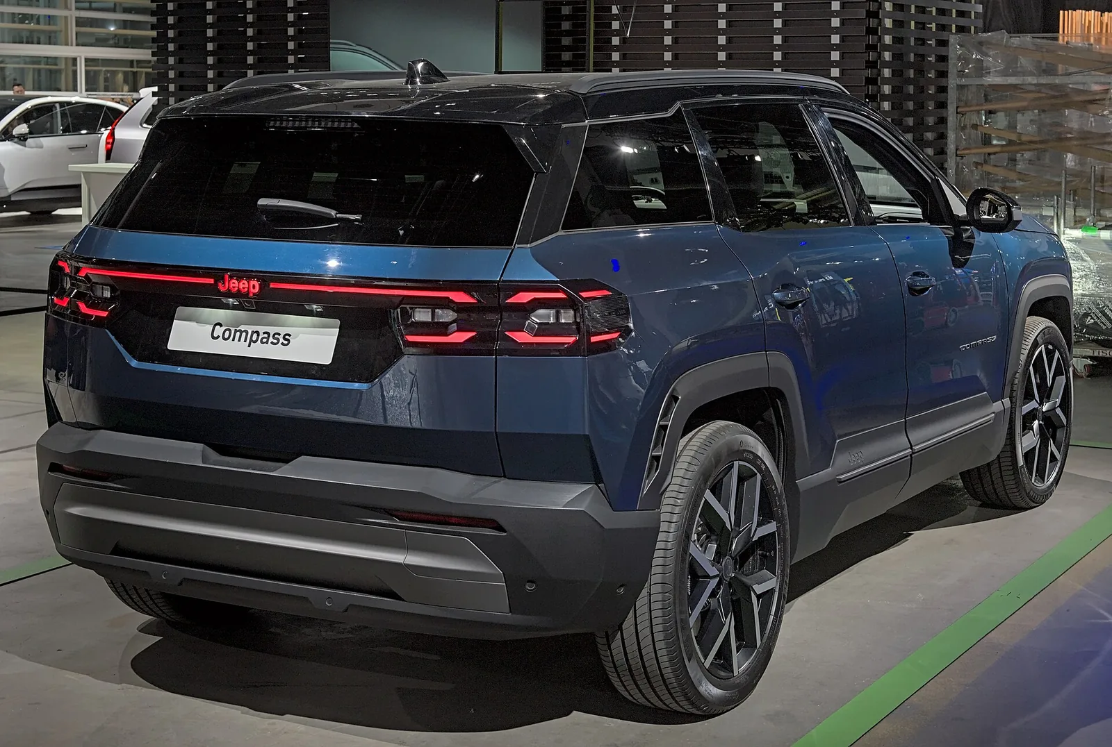Jeep Compass 4xe PHEV 195