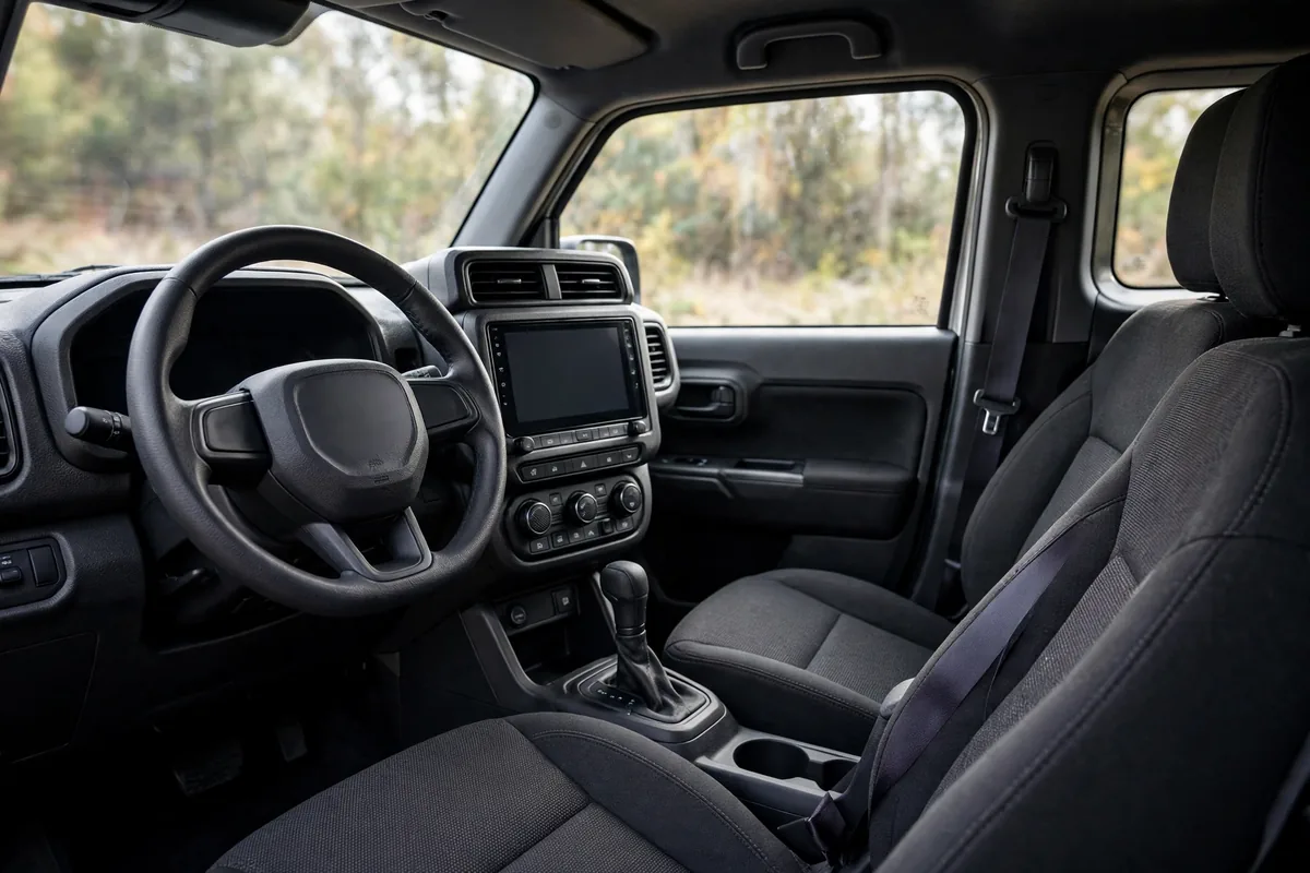 Interior oficial del Jeep Renegade 4xe 240 CV