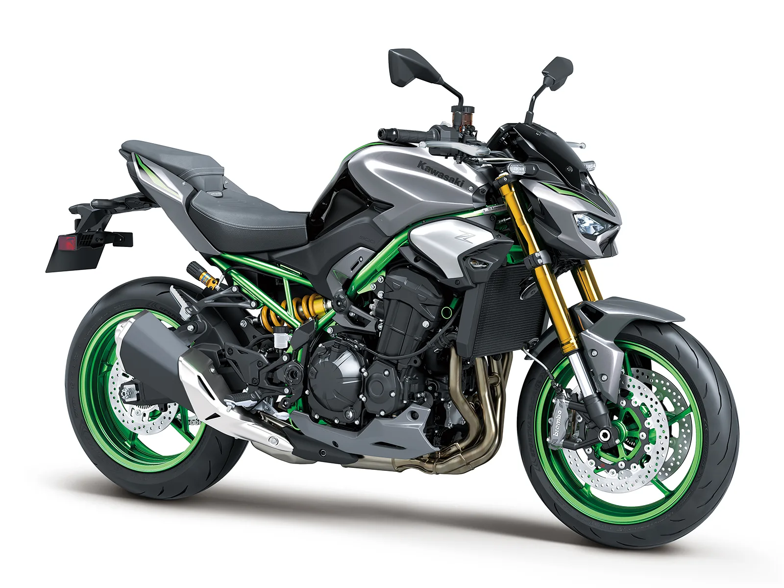 Kawasaki Z900 SE 2026, vista tres cuartos